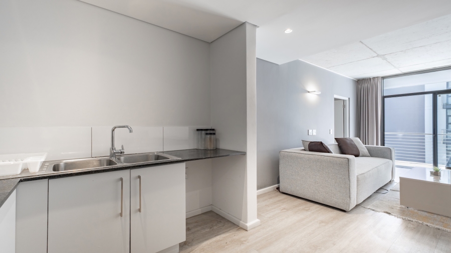 To Let 1 Bedroom Property for Rent in Woodstock Western Cape